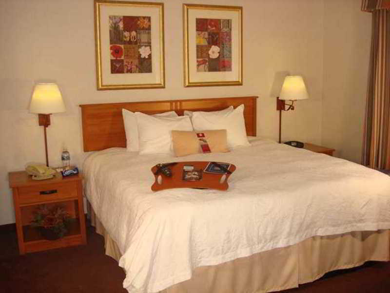 Hampton Inn & Suites Chicago/Aurora Zewnętrze zdjęcie